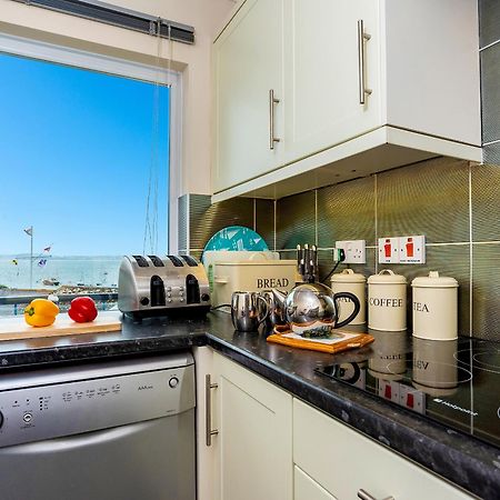 9 Dolphin Court Brixham Exterior foto